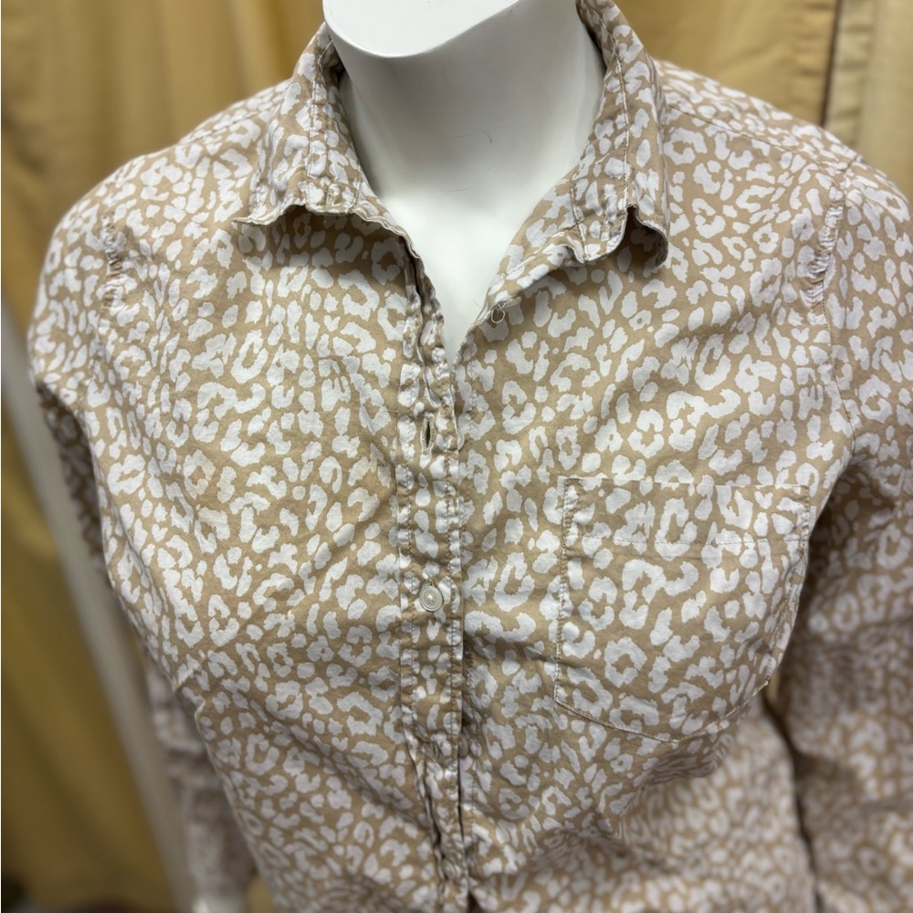 J. Crew Women's Tan and‎ White Leopard Print Shirt